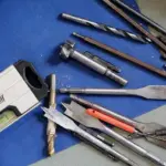 Hvad er fordelene ved at bruge et fastnøglesæt fremfor en skruetrækker?